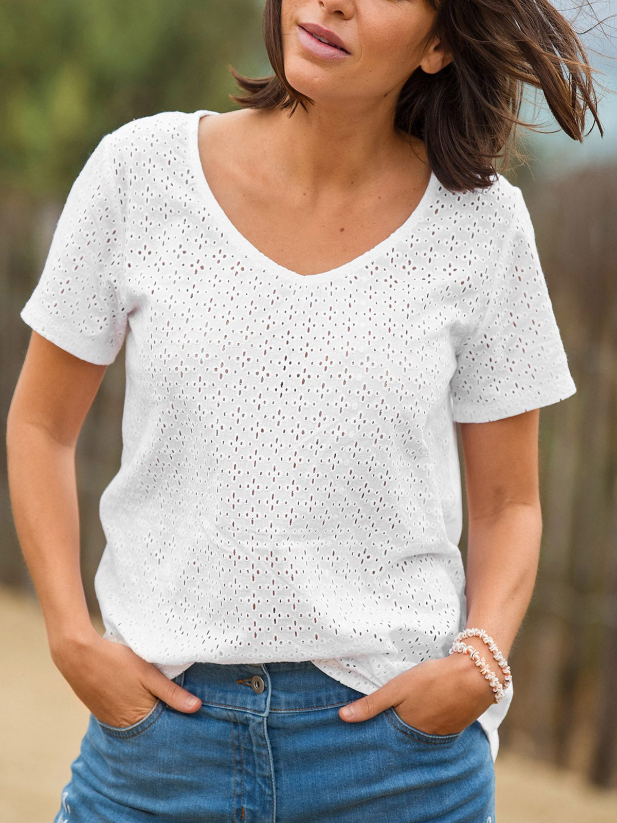 Broderie Front White Top