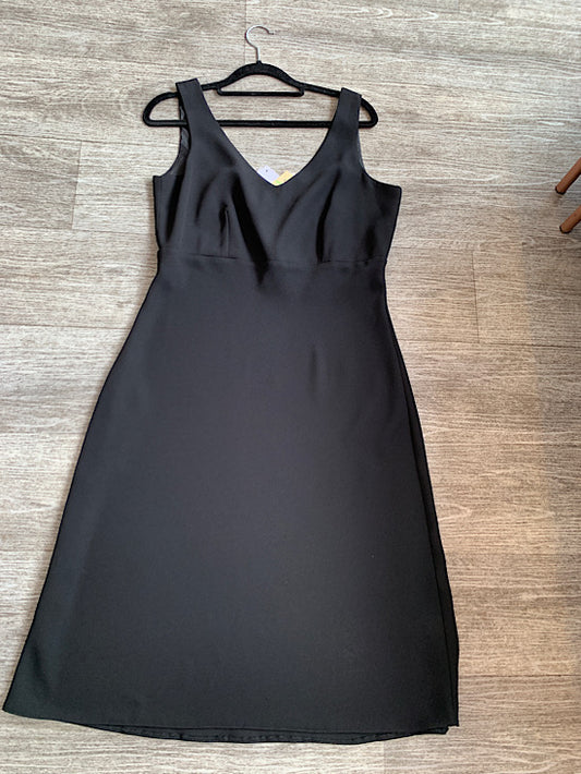 New Dorothy Perkins Black Dress UK12
