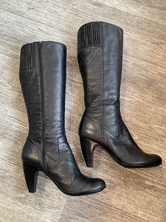 Sofft Shoe Black leather Knee High Boots UK8